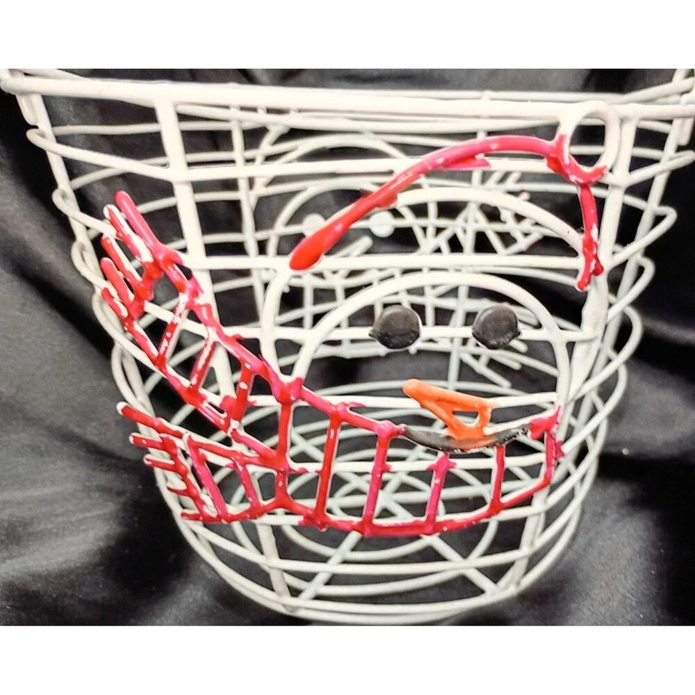 Wire Snowman Basket with Handle